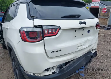 2020 Jeep Compass Altitude 4X4 из США, поврежденный, VIN 3C4NJDBBXLT209729